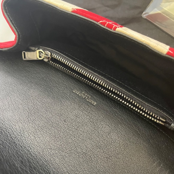 Saint Laurent Medium College Bag in American Flag - Picture 6 of 16
